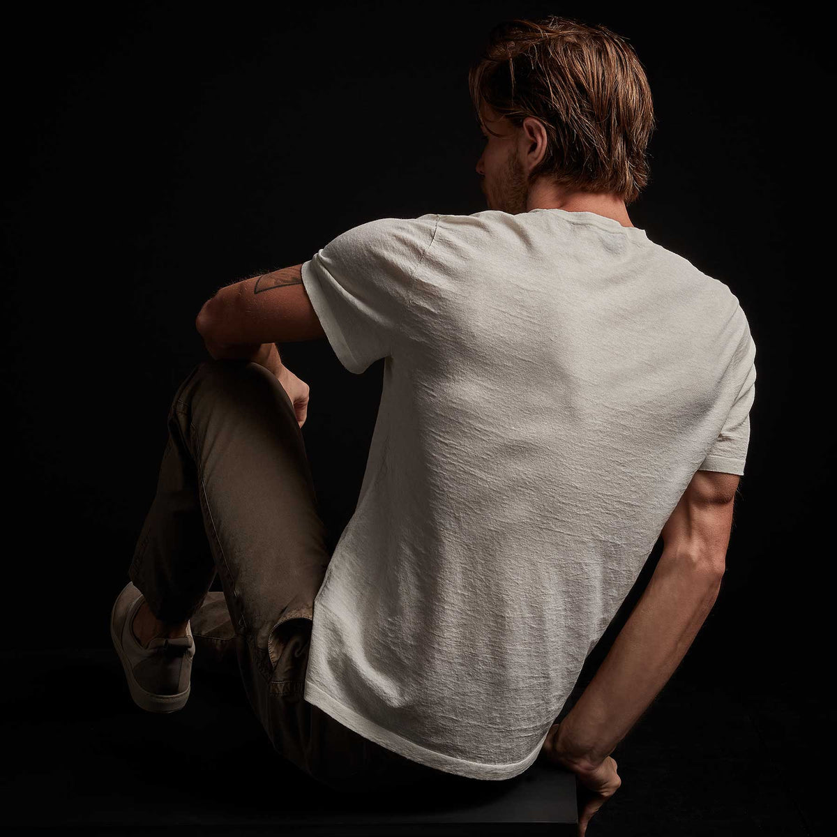 Linen Blend Short Sleeve Henley Sweater - Celadon | James Perse Los Angeles