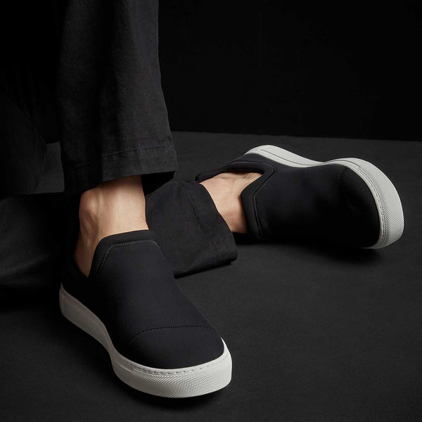 Men's Zuma Scuba Slip On - Black | James Perse Los Angeles