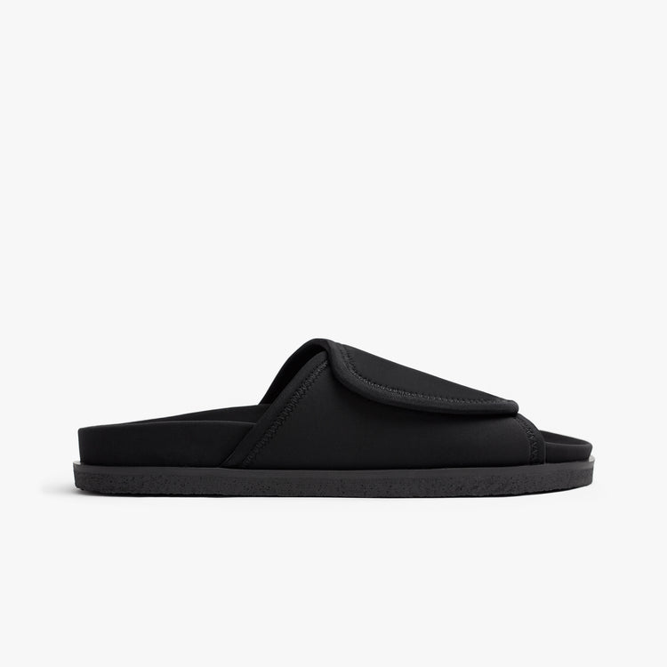 Surfrider Slide in Black | James Perse Los Angeles