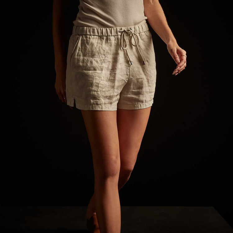 Lightweight Linen Short - Paste Pigment | James Perse Los Angeles
