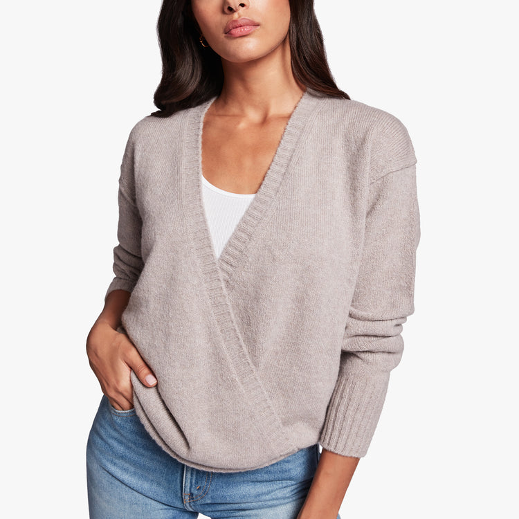 Crossover Cashmere Sweater In Silver Wheat | James Perse Los Angeles