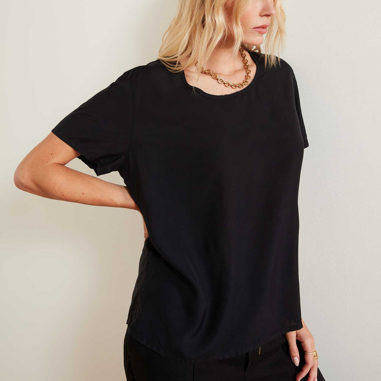 Matte Cupro Tee In Black | James Perse Los Angeles