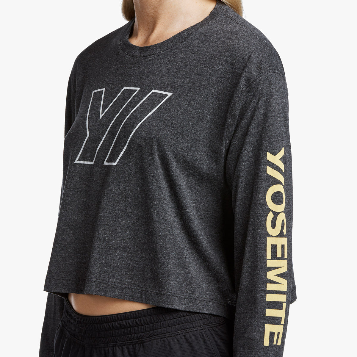 Y/OSEMITE Tech Jersey Cropped Tee In Black | James Perse Los Angeles