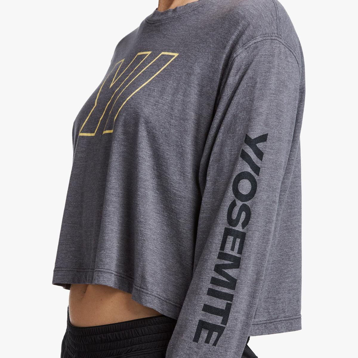 Y/OSEMITE Tech Jersey Cropped Tee In Grey | James Perse Los Angeles