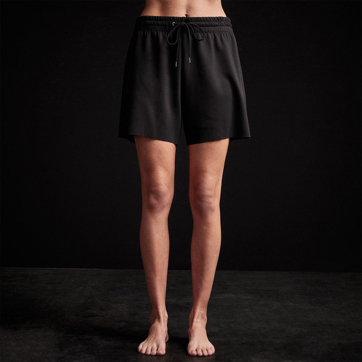 Double Knit Sweat Short in Black | James Perse Los Angeles