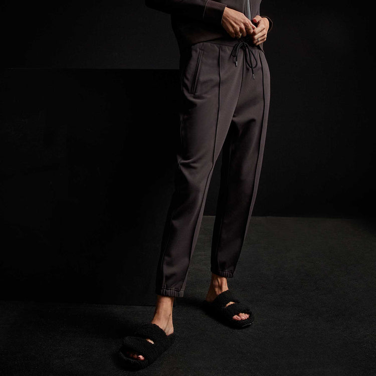 Piped Pintuck Track Pant in Chocolate | James Perse Los Angeles