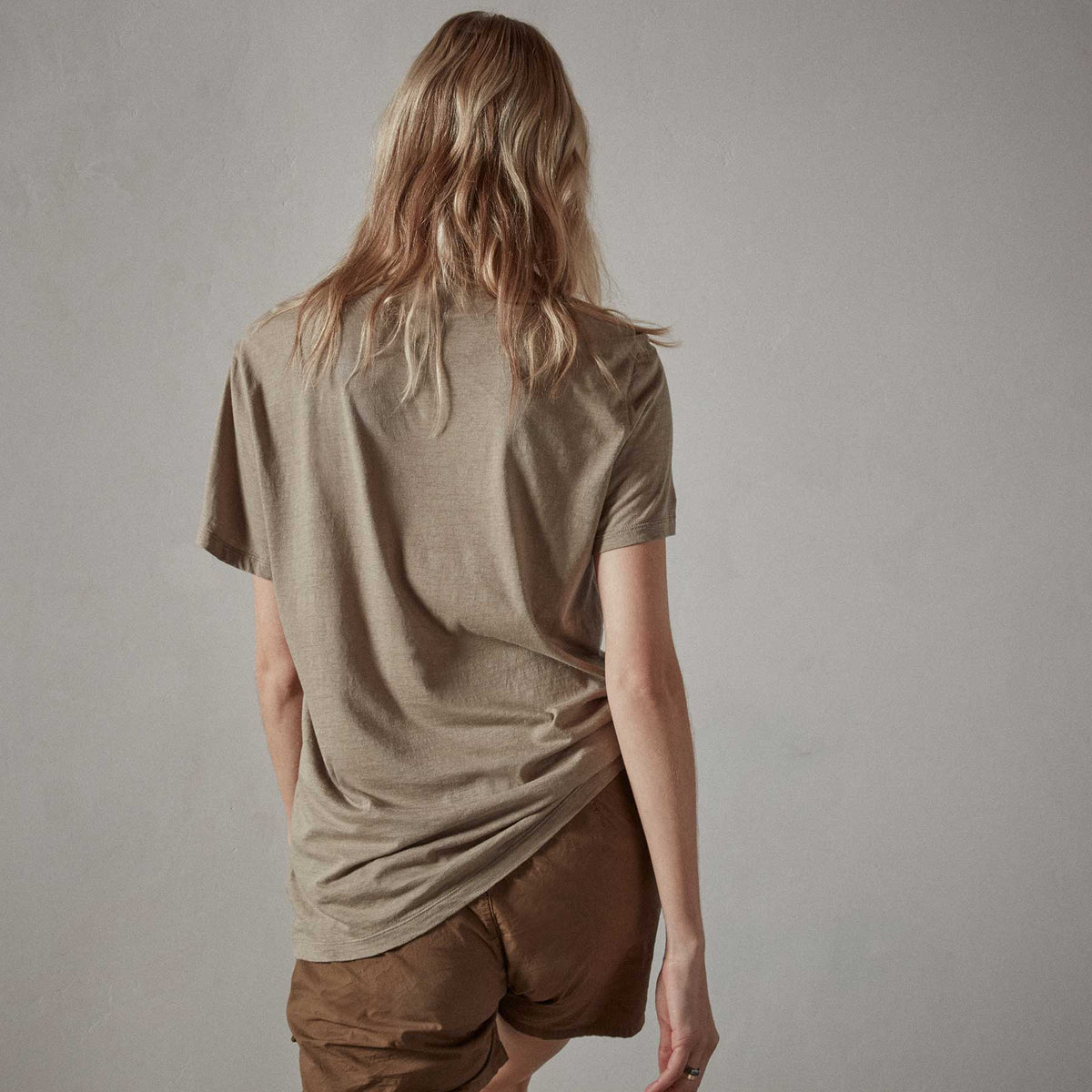 Recycled Lotus Jersey Knit Tee - Fawn | James Perse Los Angeles
