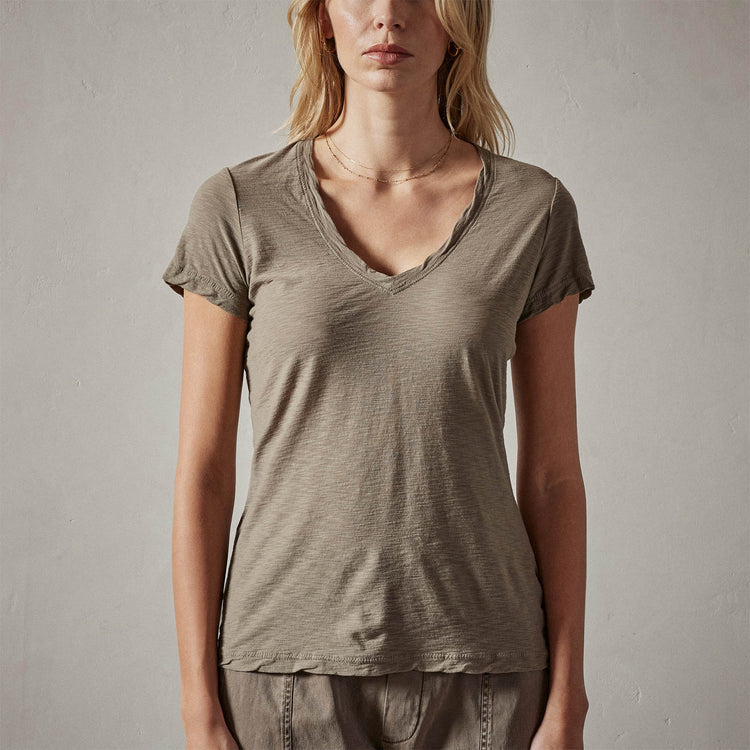 Sheer Slub Casual V Neck in Ammo | James Perse Los Angeles