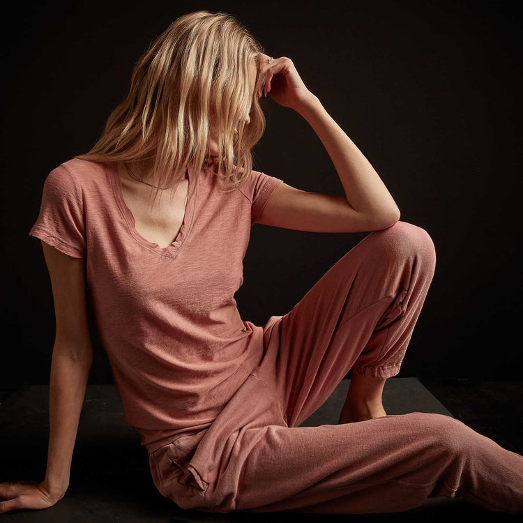 Sheer Slub Casual V Neck - Old Rose | James Perse Los Angeles