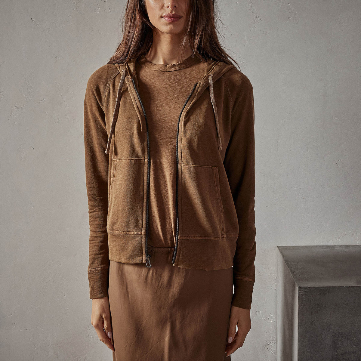 Vintage French Terry Zip Up Hoody in Acorn Pigment | James Perse Los Angeles